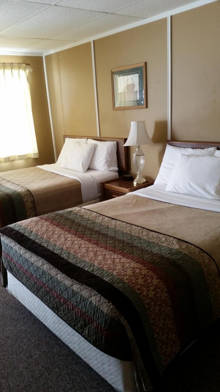 Lakeshor Motor Inn Virginia Bagian luar foto