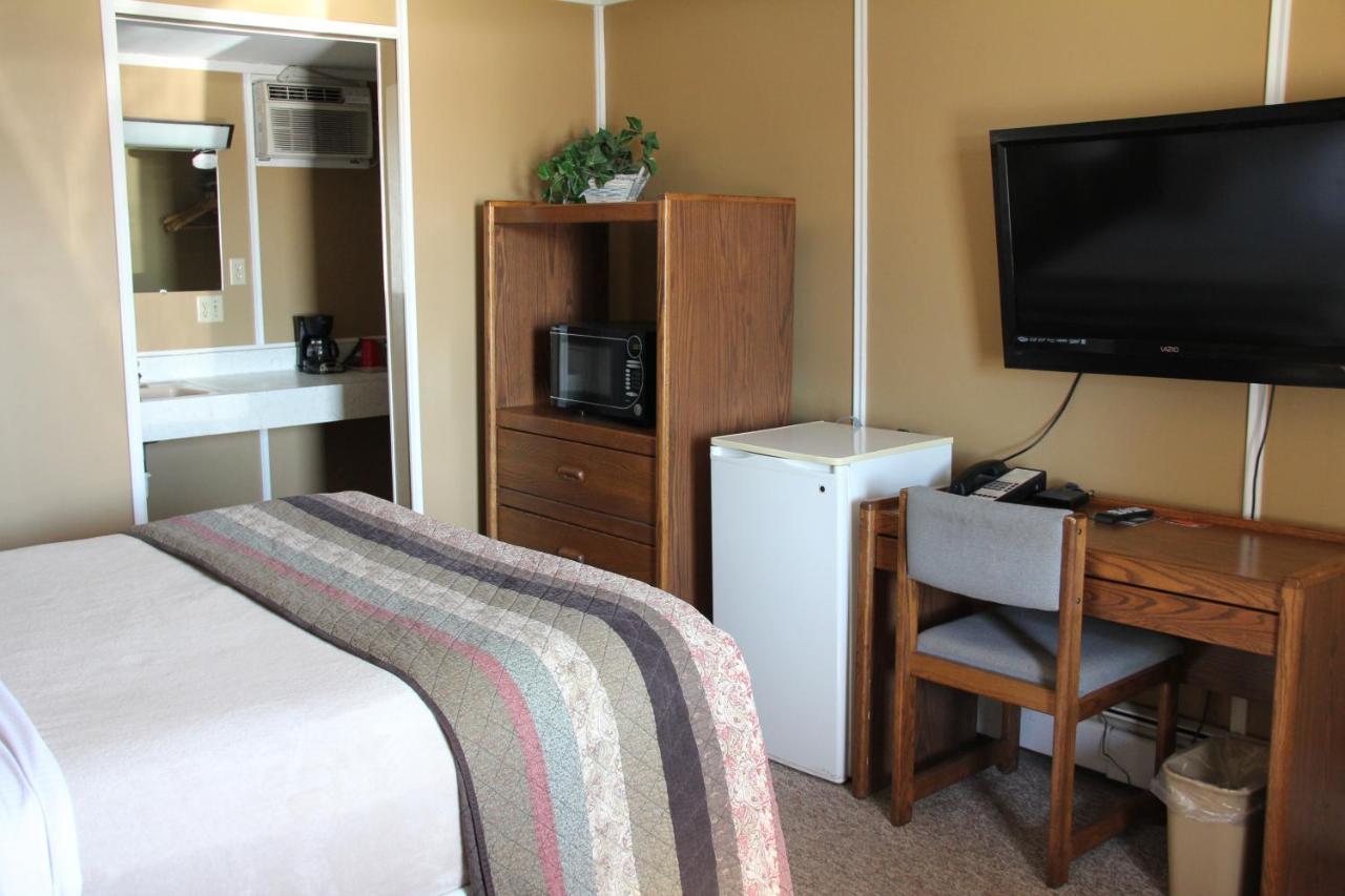 Lakeshor Motor Inn Virginia Bagian luar foto