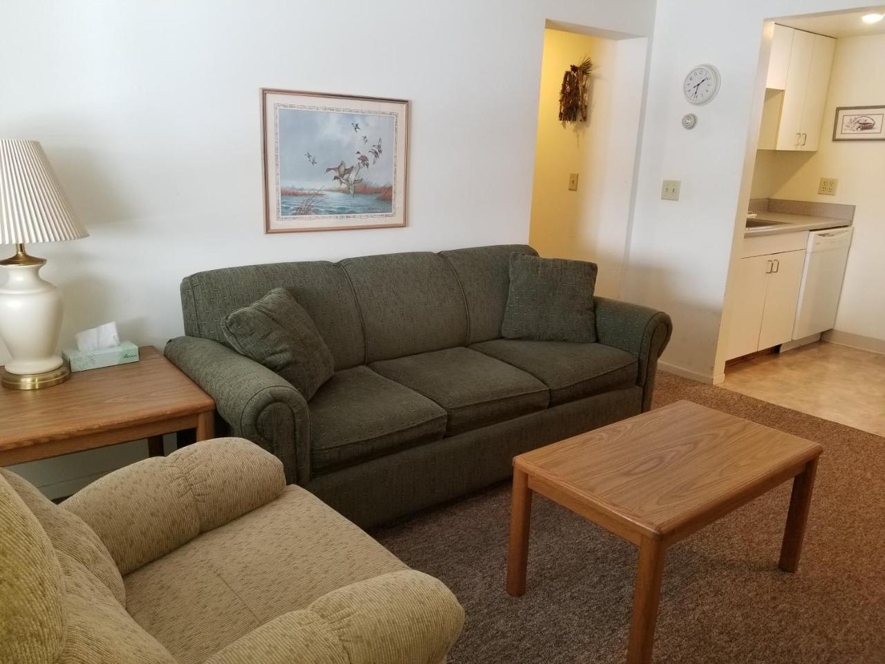 Lakeshor Motor Inn Virginia Bagian luar foto
